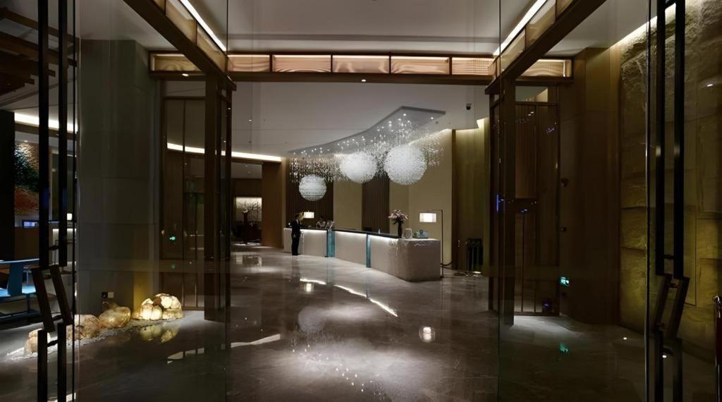 Royce Hotel Shenzhen Eksteriør billede